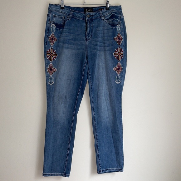 EARL JEANS | Embroidered skinny ankle jeans - Picture 9 of 10